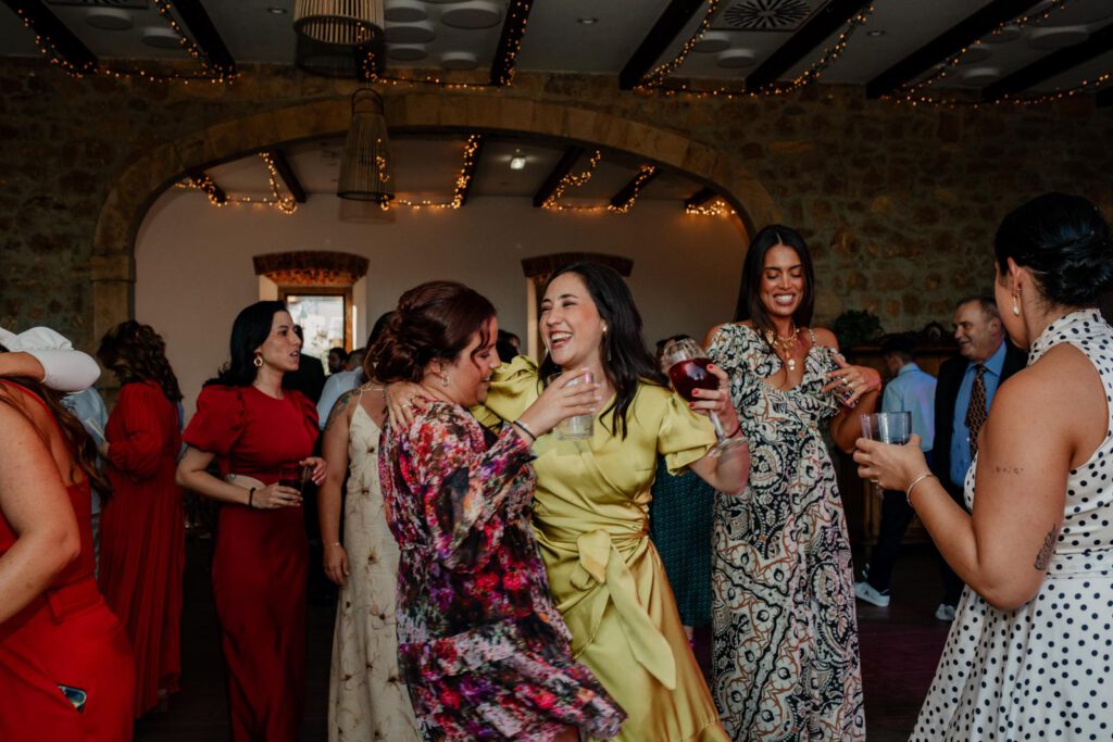 Boda-palacio-valdesoto-asturias Fiesta de una boda en el Palacio de Valdesoto