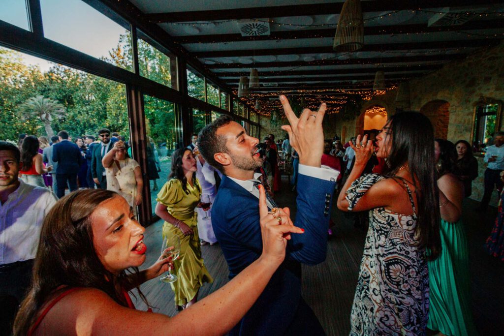 Boda-palacio-valdesoto-asturias Fiesta de una boda en el Palacio de Valdesoto