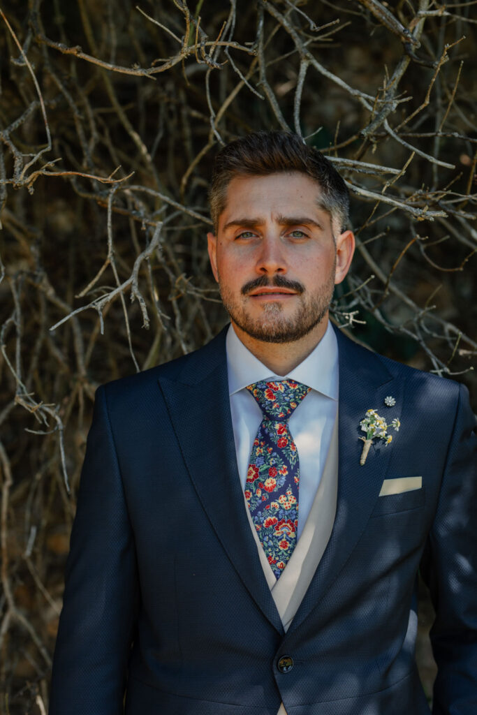 Boda-palacio-valdesoto-asturias novio elegante