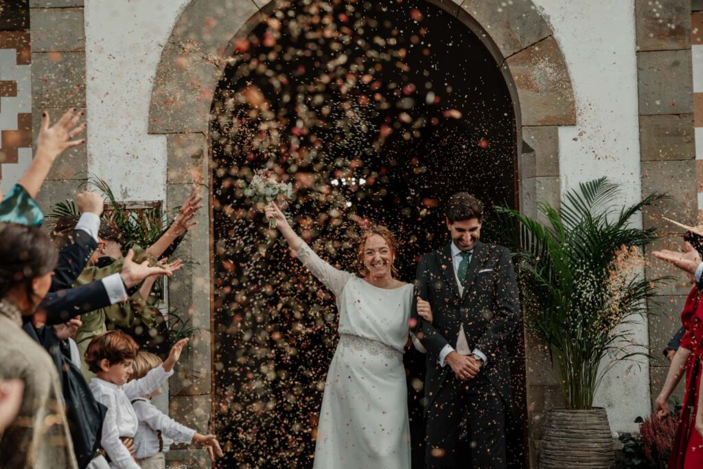 boda-arroz-asturias salida de ceremonia en asturias