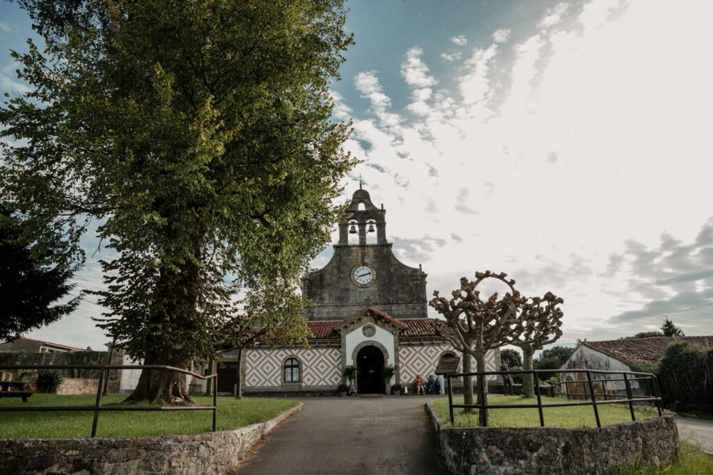 iglesia-estaban-leces iglesia de San Esteban de Leces