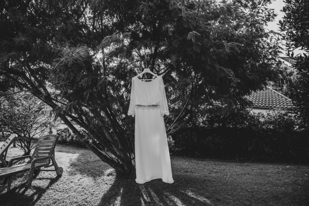 boda-palacio-luces-asturias novia con vestido de manga larga